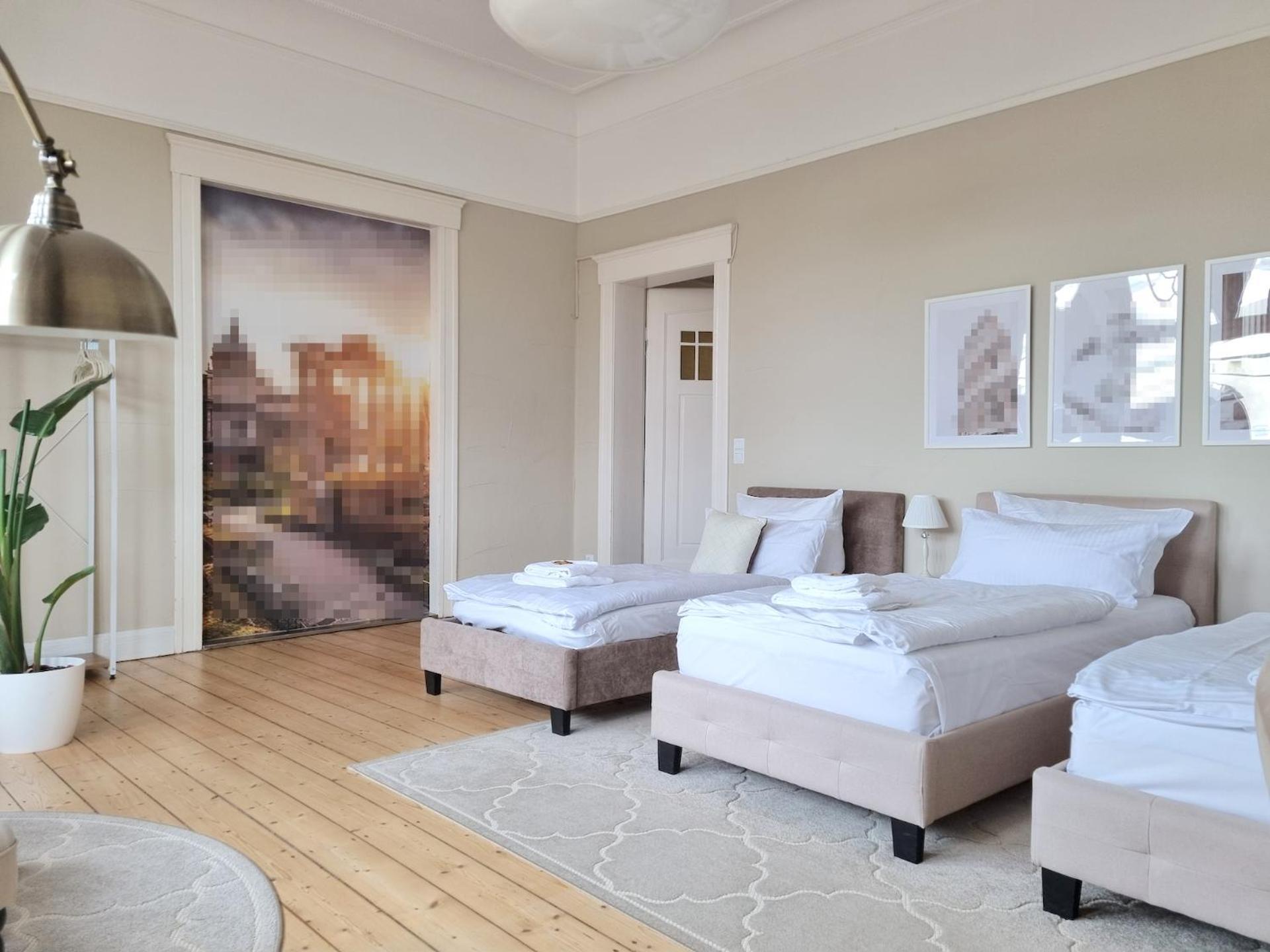 Charysma - Jugendstil Trifft Moderne, Schlafzimmer Mit Smart-Tv, Tischfussball, Darts, Parkplatz Hamelin Exteriör bild